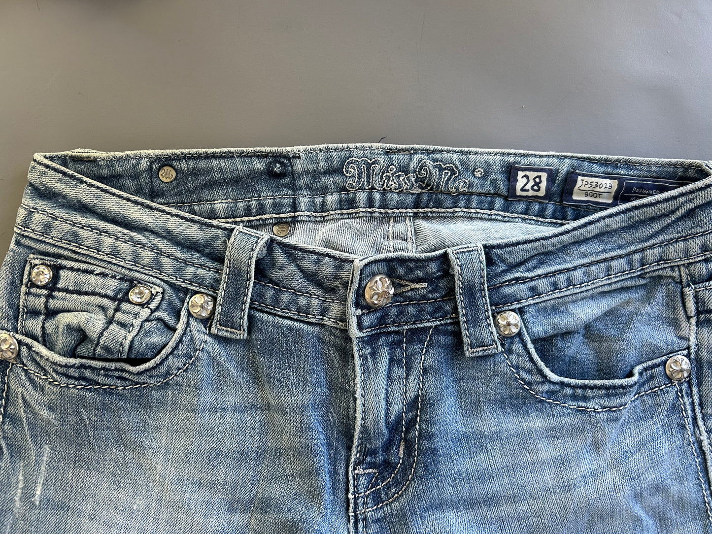 Miss Me Y2K flared/ bootcut Jeans - Größe S