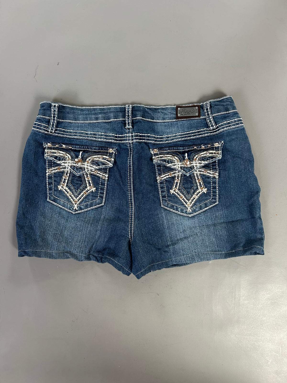 Y2K low-waisted shorts - Größe M