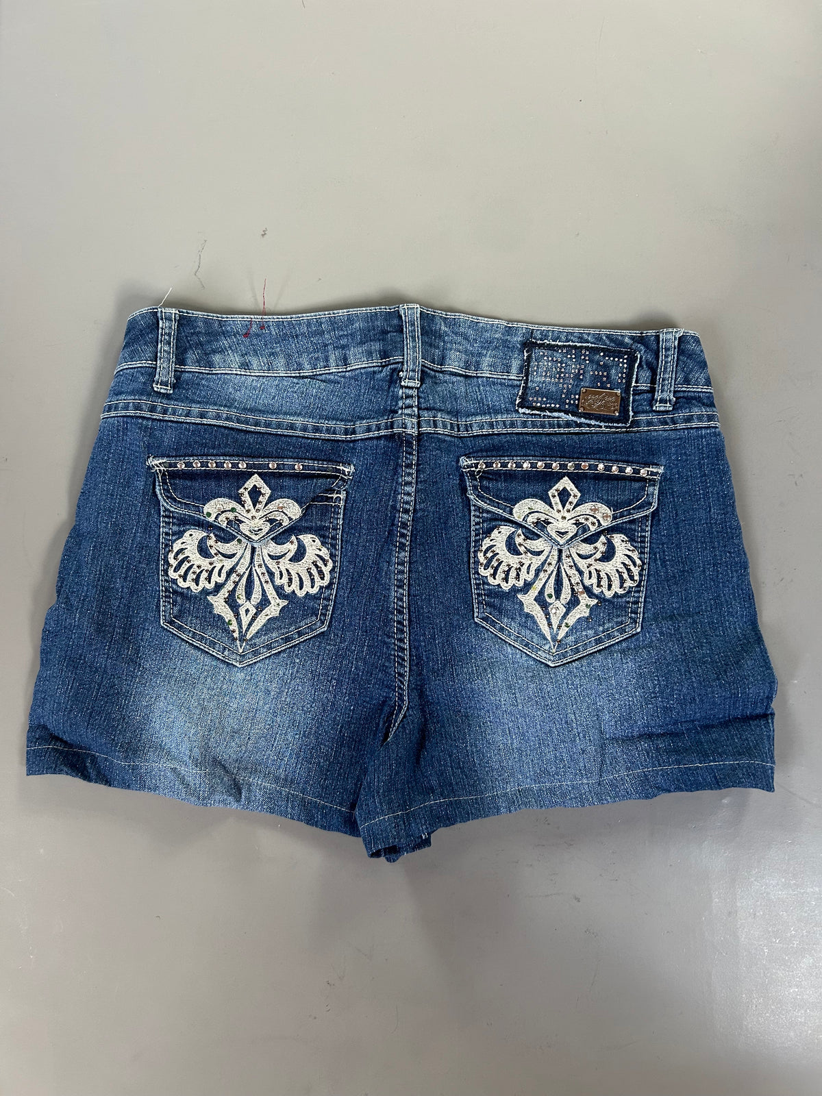 Y2K low-waisted shorts - Größe M