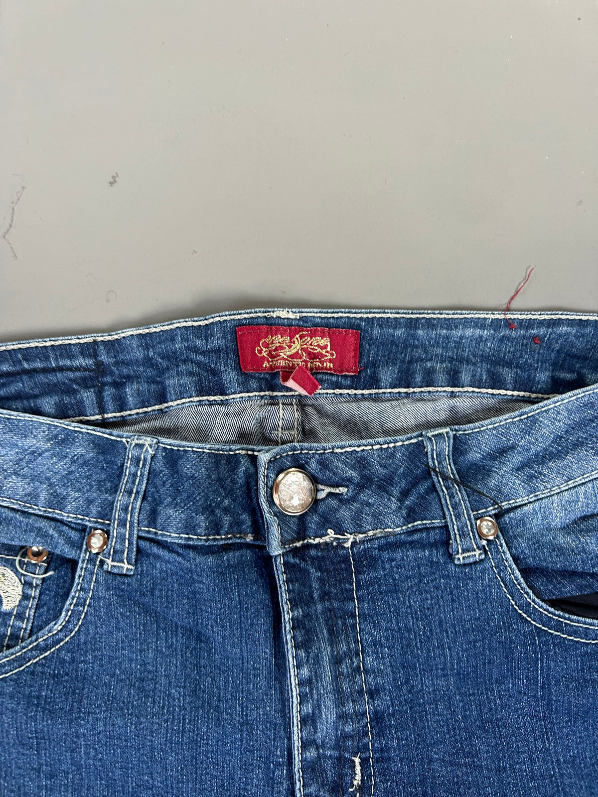 Y2K low-waisted shorts - Größe M