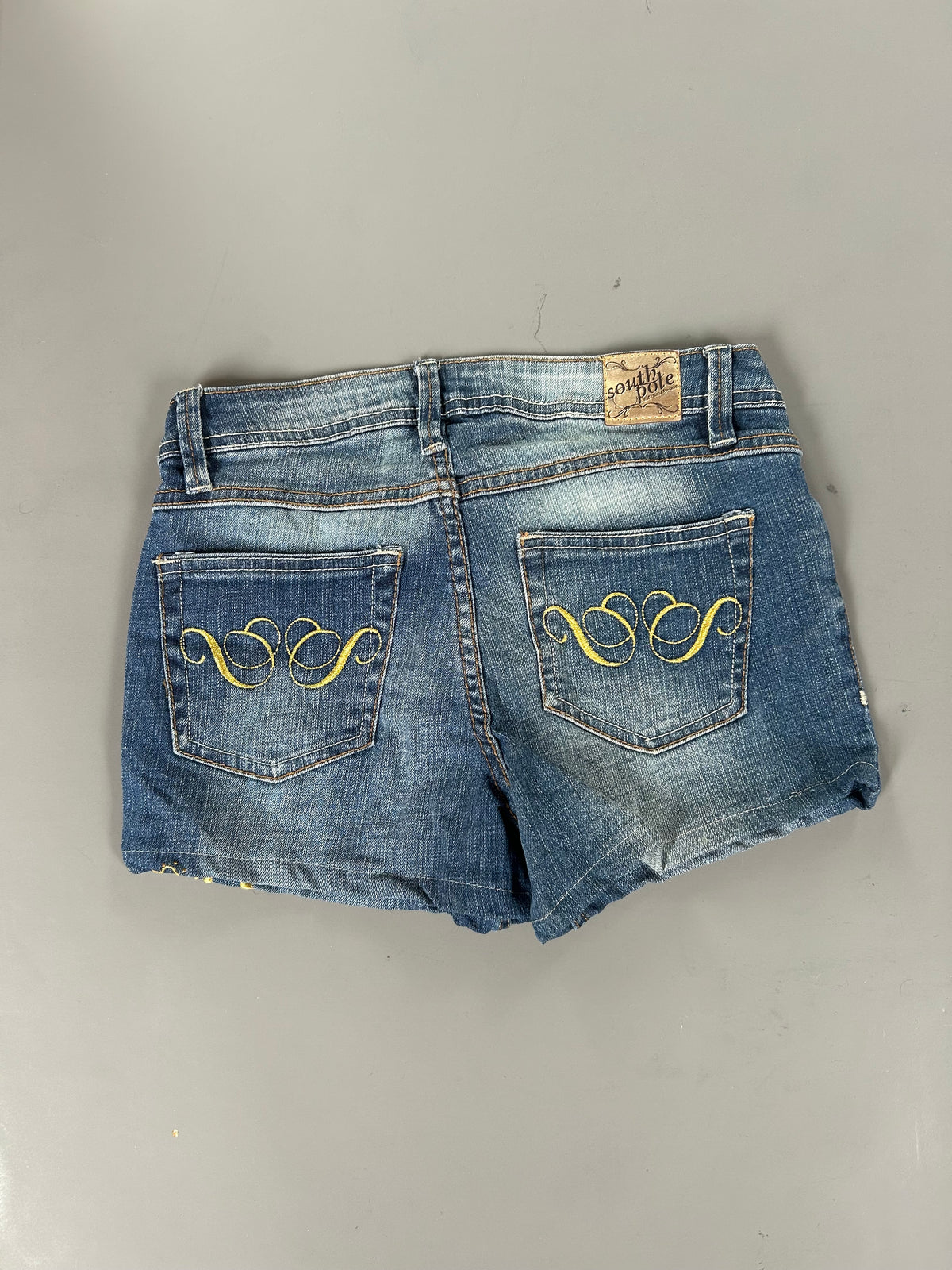 Y2K low-waist shorts - Größe S