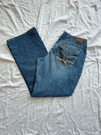 Y2K flared/ bootcut Jeans - Größe M/L